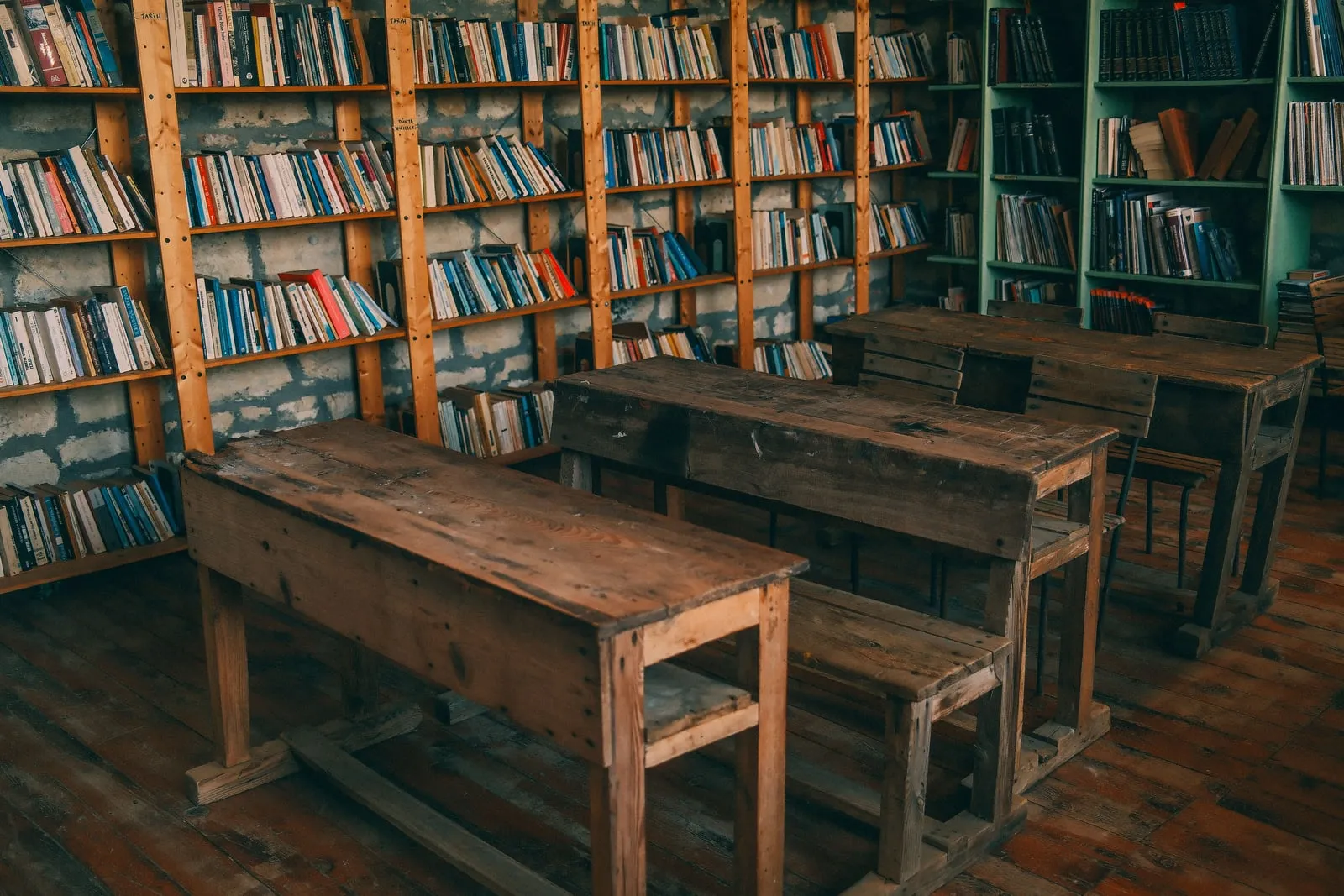 A library reading room with wooden desks